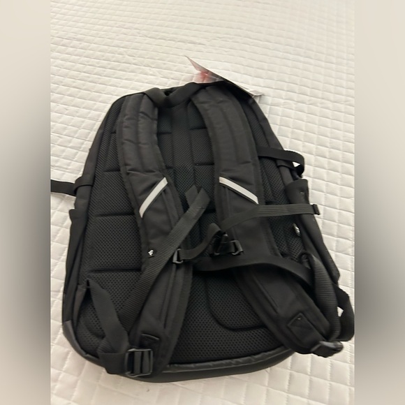 OHIO800 OHIO STATE backpack NWT ￼25L PRO - Picture 3 of 3